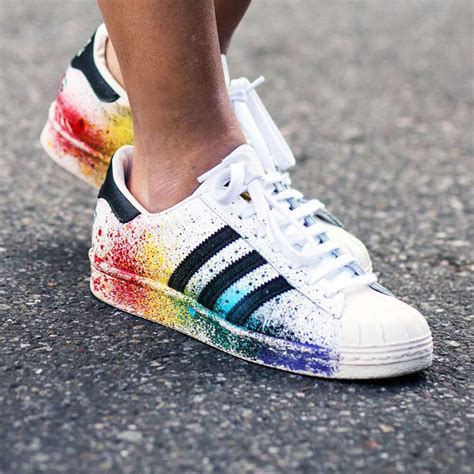 adidas schuhe mit regenbogen|Schuhe .